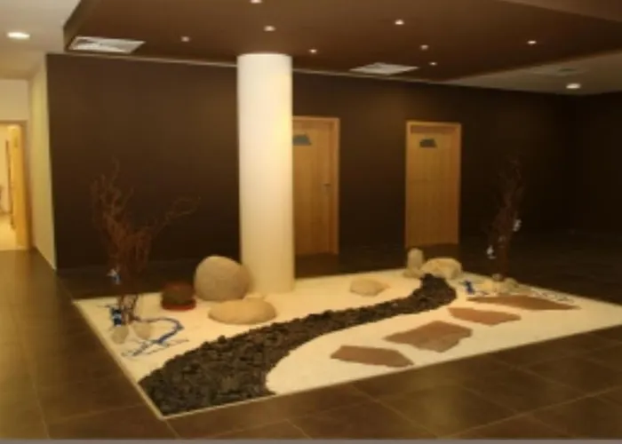 Aspen Golf And Spa, J006 *